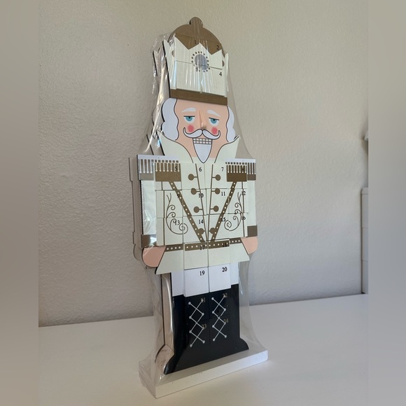Nutcracker Soldier 24 Day DIY Advent Calendar - Picture 1 of 8